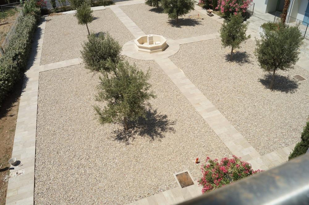 Residence Villa Tyrrenia Macinaggio  Exterior photo